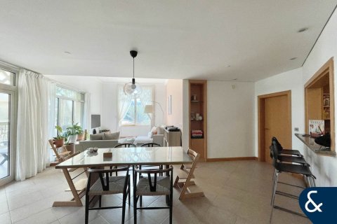 Apartment in Shoreline Apartments, Palm Jumeirah, Dubai 3 bedrooms, 208 sq.m. № 78955 - photo 10