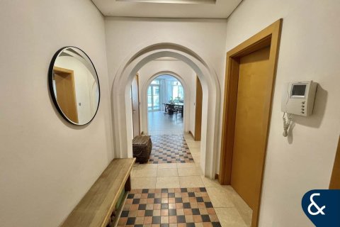 Apartment in Shoreline Apartments, Palm Jumeirah, Dubai 3 bedrooms, 208 sq.m. № 78955 - photo 15