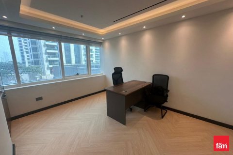 Oficina en Dubai, 151.1 m², № 77937 - foto 3