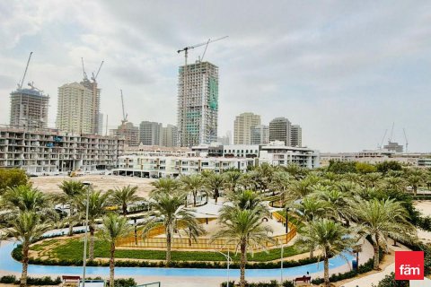 Villa en Dubai, 4 dormitorios, 132.6 m², № 77934 - foto 3