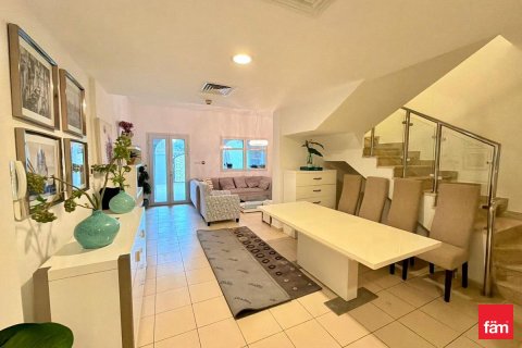 Villa en Dubai, 4 dormitorios, 132.6 m², № 77934 - foto 16