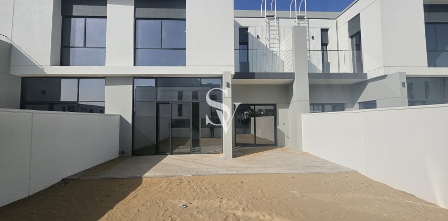 Таунхаус в Murooj Al Furjan, Al Furjan, Дубай, 3 спальни, 255м², № 99310