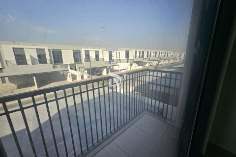 Снять в аренду таунхаус в Murooj Al Furjan, Al Furjan, Дубай: 3 спальни, 255м², № 99310 - фото 12