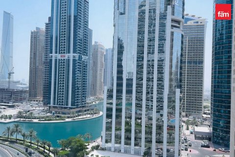 Apartment in Dubai 1 bedroom, 80 sq.m. № 141520 - photo 13
