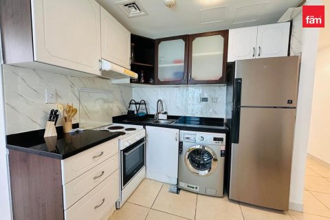 Apartment in Dubai 1 bedroom, 80 sq.m. № 141520 - photo 9