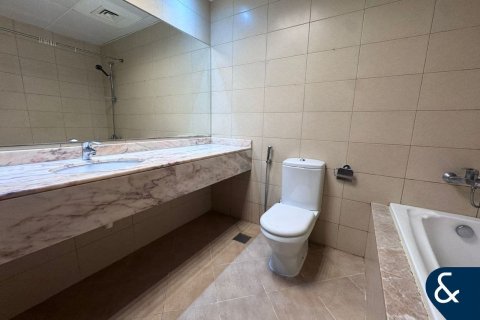 Купить квартиру в Al Furjan, Дубай: 2 спальни, 126м², № 91351 - фото 7