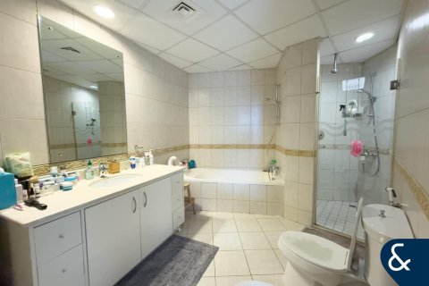 Купить квартиру в Motor City, Дубай: 2 спальни, 164м², № 91349 - фото 13