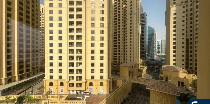 Квартира в Rimal 2, Джумейра Бич Резиденс, Дубай, 1 спальня, 106м², № 91341
