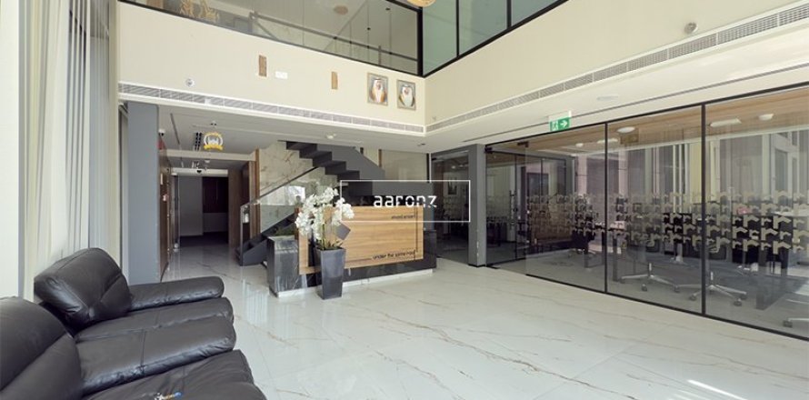 Oficina en Business Bay, Dubai, 296.8 m², № 54011