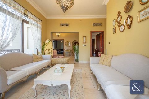 Купить квартиру в Reehan, Old Town, Дубай: 3 спальни, 288м², № 75637 - фото 26