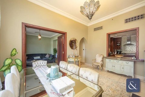 Купить квартиру в Reehan, Old Town, Дубай: 3 спальни, 288м², № 75637 - фото 11