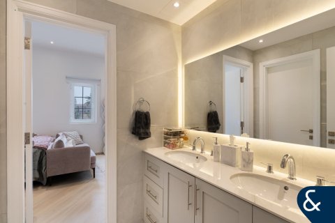 Villa en Arabian Ranches, Dubai, 6 dormitorios, 476 m², № 75625 - foto 21