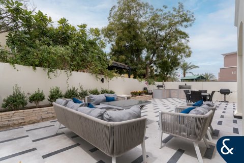 Villa en Arabian Ranches, Dubai, 6 dormitorios, 476 m², № 75625 - foto 23