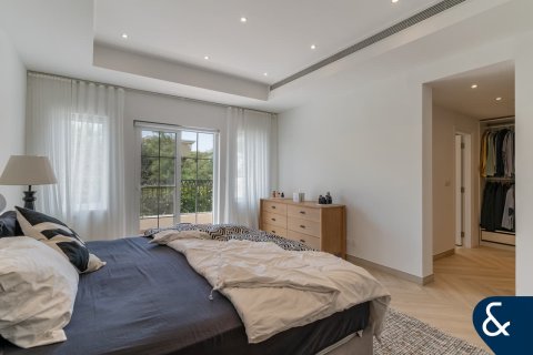 Villa en Arabian Ranches, Dubai, 6 dormitorios, 476 m², № 75625 - foto 17