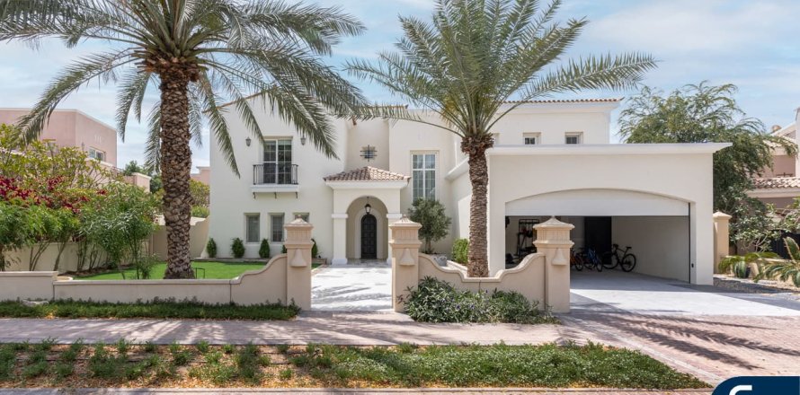 Villa en Arabian Ranches, Dubai, 6 dormitorios, 476 m², № 75625