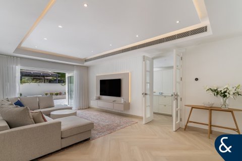 Villa en Arabian Ranches, Dubai, 6 dormitorios, 476 m², № 75625 - foto 9