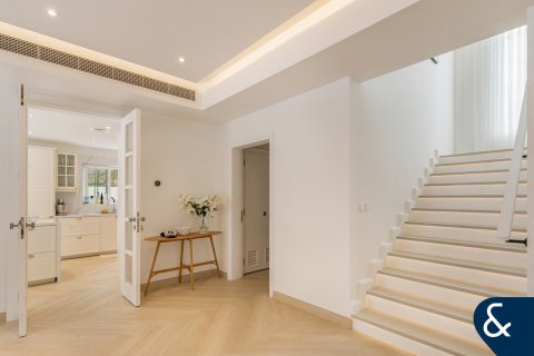 Villa en Arabian Ranches, Dubai, 6 dormitorios, 476 m², № 75625 - foto 6