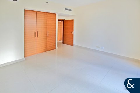 Apartment in Downtown Dubai (Downtown Burj Dubai), Dubai 2 bedrooms, 117 sq.m. № 75626 - photo 16