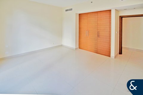 Apartment in Downtown Dubai (Downtown Burj Dubai), Dubai 2 bedrooms, 117 sq.m. № 75626 - photo 15