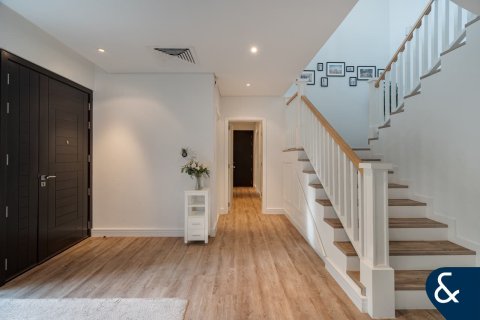 Villa in DAMAC Hills (Akoya by DAMAC), Dubai 4 bedrooms, 294 sq.m. № 75624 - photo 5