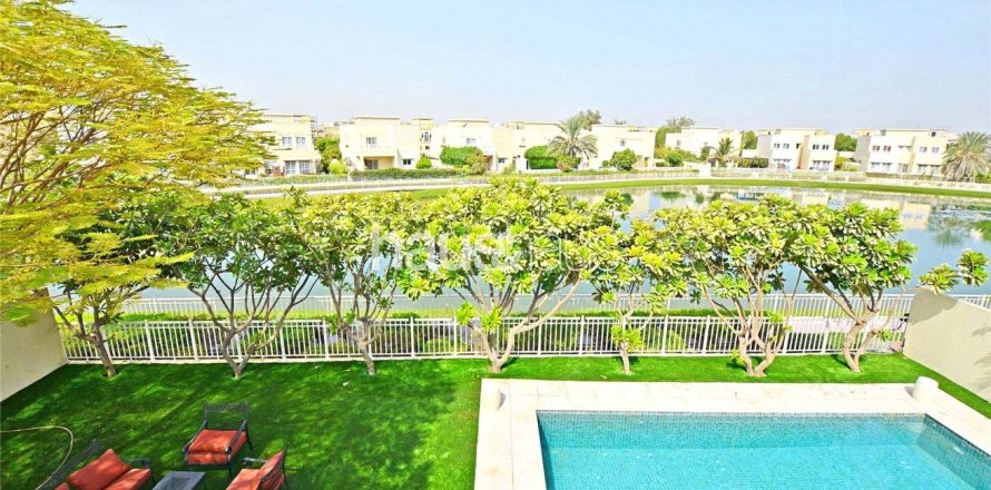 Villa in Meadows, Dubai 4 bedrooms, 332 sq.m. № 45008