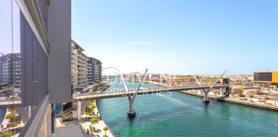 Apartment in Al Wasl, Dubai 3 bedrooms, 186.55 sq.m. № 136878