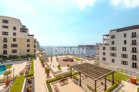 Apartamento en La Mer, Jumeirah, Dubai, 3 dormitorios, 191.84 m², № 136879 - foto 14