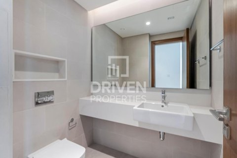 Apartment in Al Wasl, Dubai 2 bedrooms, 140.93 sq.m. № 136880 - photo 15
