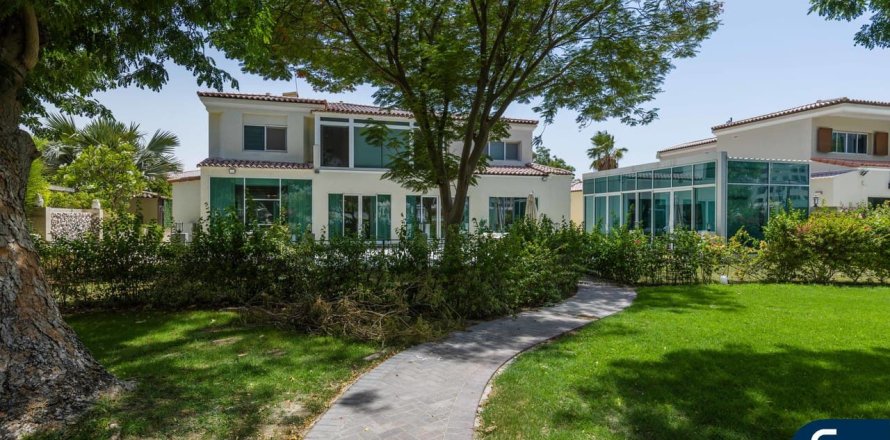 Villa in Green Community Motor City, Motor City, Dubai 5 bedrooms, 678 sq.m. № 74429