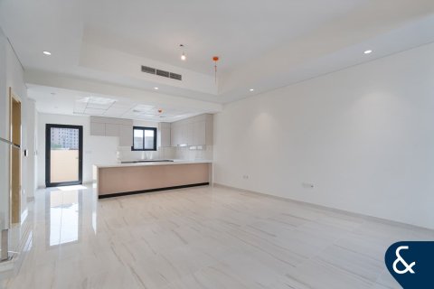 Townhouse in Victory Heights, Dubai Sports City, Dubai 4 bedrooms, 306 sq.m. № 74434 - photo 3