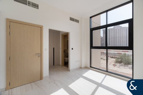 Townhouse in Victory Heights, Dubai Sports City, Dubai 4 bedrooms, 306 sq.m. № 74434 - photo 9