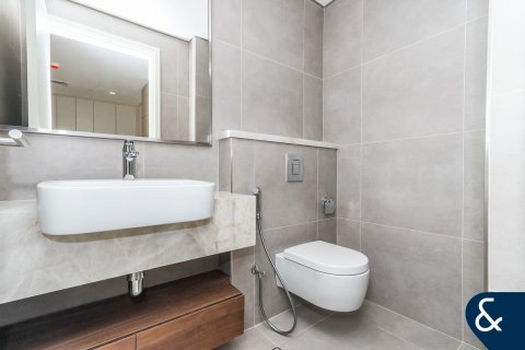 Apartment in Dubai Sports City, Dubai 2 bedrooms, 129 sq.m. № 74428 - photo 18