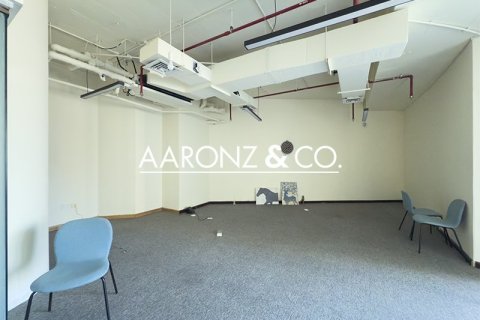 Снять в аренду офис в Бизнес-Бэе, Дубай: 114м², № 78403 - фото 4