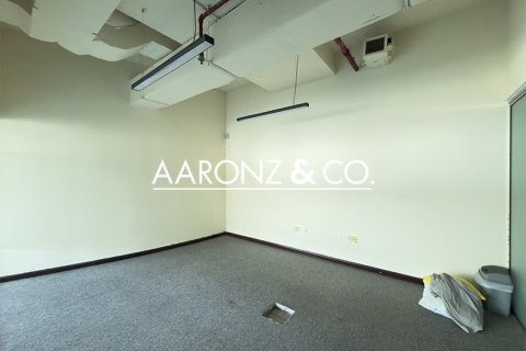 Снять в аренду офис в Бизнес-Бэе, Дубай: 114м², № 78403 - фото 6