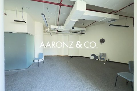 Снять в аренду офис в Бизнес-Бэе, Дубай: 114м², № 78403 - фото 1