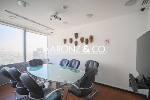Office in Jumeirah Lake Towers, Dubai 84.2 sq.m. № 78393 - photo 7