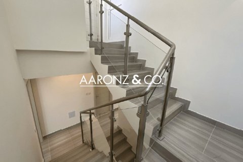 Townhouse in Dubai 3 bedrooms, 112.2 sq.m. № 78402 - photo 8