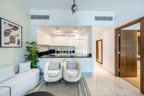 Apartment in Al Habtoor City, Business Bay, Dubai 1 bedroom, 75.25 sq.m. № 136607 - photo 5