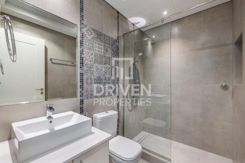 Appartement à Al Satwa, Dubai, 1 chambre, 79.9 m², № 136619 - photo 11