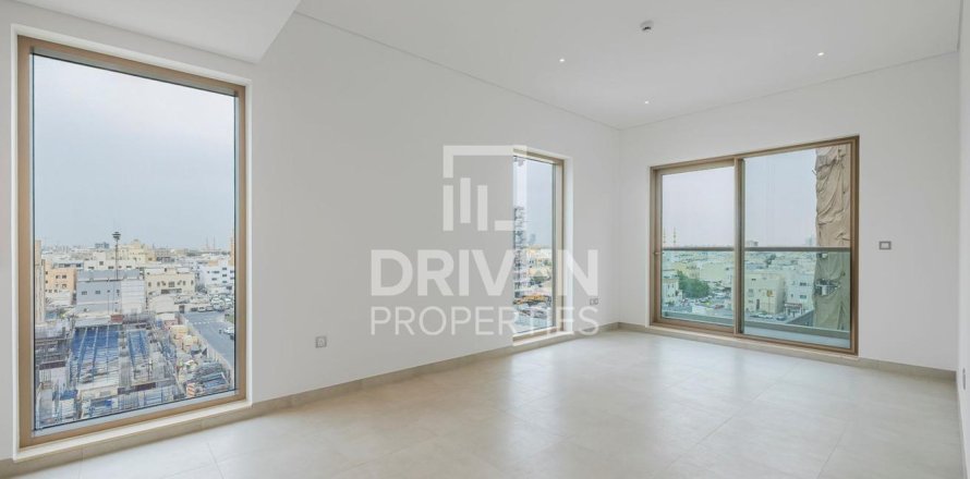 Квартира в Аль-Сатве, Дубай, 2 спальни, 112.51м², № 136618