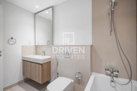 Apartment in Zabeel, Dubai 1 bedroom, 122.72 sq.m. № 136611 - photo 8