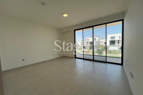 Villa in Arabian Ranches 3, Dubai 4 bedrooms, 457 sq.m. № 139978 - photo 3
