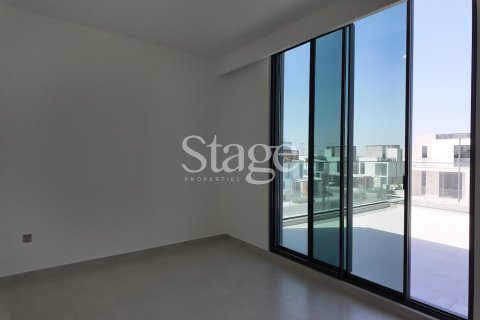 Villa in Arabian Ranches 3, Dubai 4 bedrooms, 457 sq.m. № 139978 - photo 8