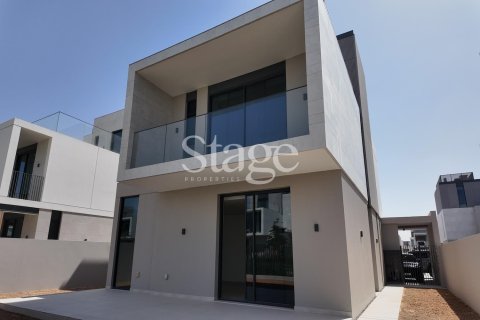 Villa in Arabian Ranches 3, Dubai 4 bedrooms, 457 sq.m. № 139978 - photo 2