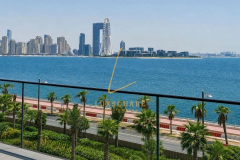 Duplex in Palm Jumeirah, Dubai 4 bedrooms, 602 sq.m. № 139977 - photo 9