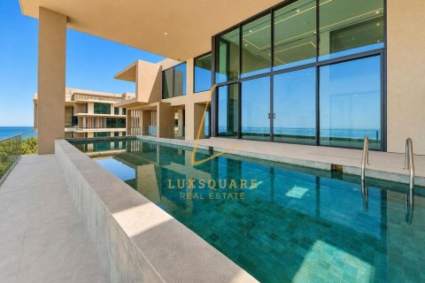 Duplex in Palm Jumeirah, Dubai 4 bedrooms, 602 sq.m. № 139977 - photo 2