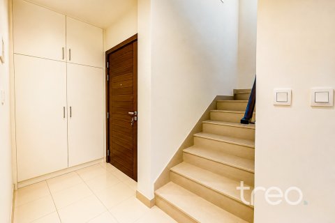 Villa en EMAAR South, Dubai South (Dubai World Central), Dubai, 3 dormitorios, 180.7 m², № 139974 - foto 4