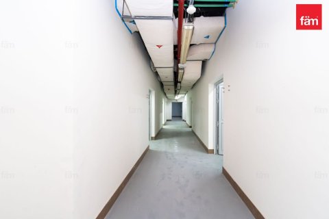 Magasin à Al Furjan, Dubai, 66.3 m², № 124218 - photo 4