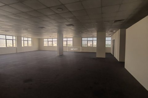Снять в аренду офис в Al Quoz, Дубай: 281.8м², № 42762 - фото 4