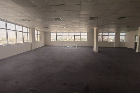 Снять в аренду офис в Al Quoz, Дубай: 281.8м², № 42762 - фото 5